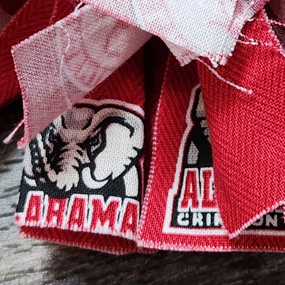 ALABAMA CRIMSON TIDE MATERIAL RAG WREATH - Picture 4 of 6